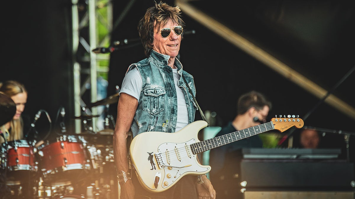 Jeff Beck dead at 78