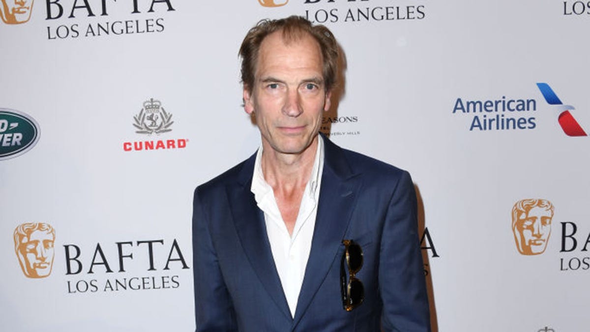 julian sands red carpet