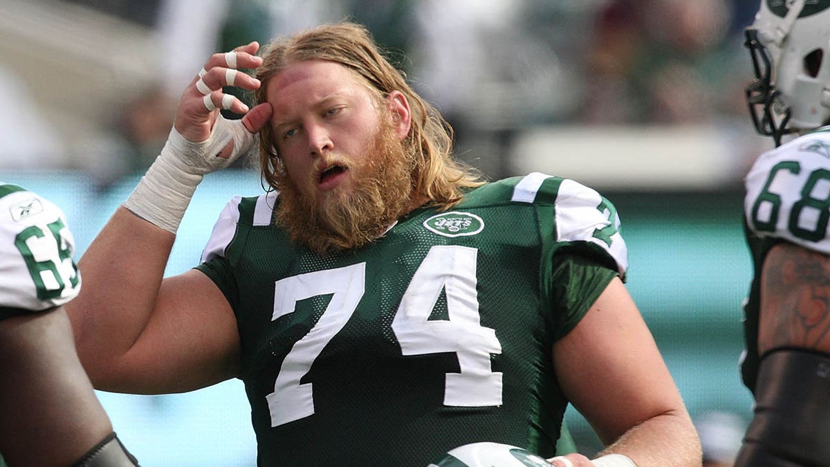 Nick Mangold in game