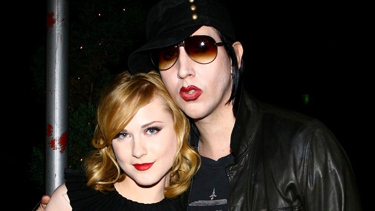 Marilyn Manson with Evan Rachel Wood in 2007