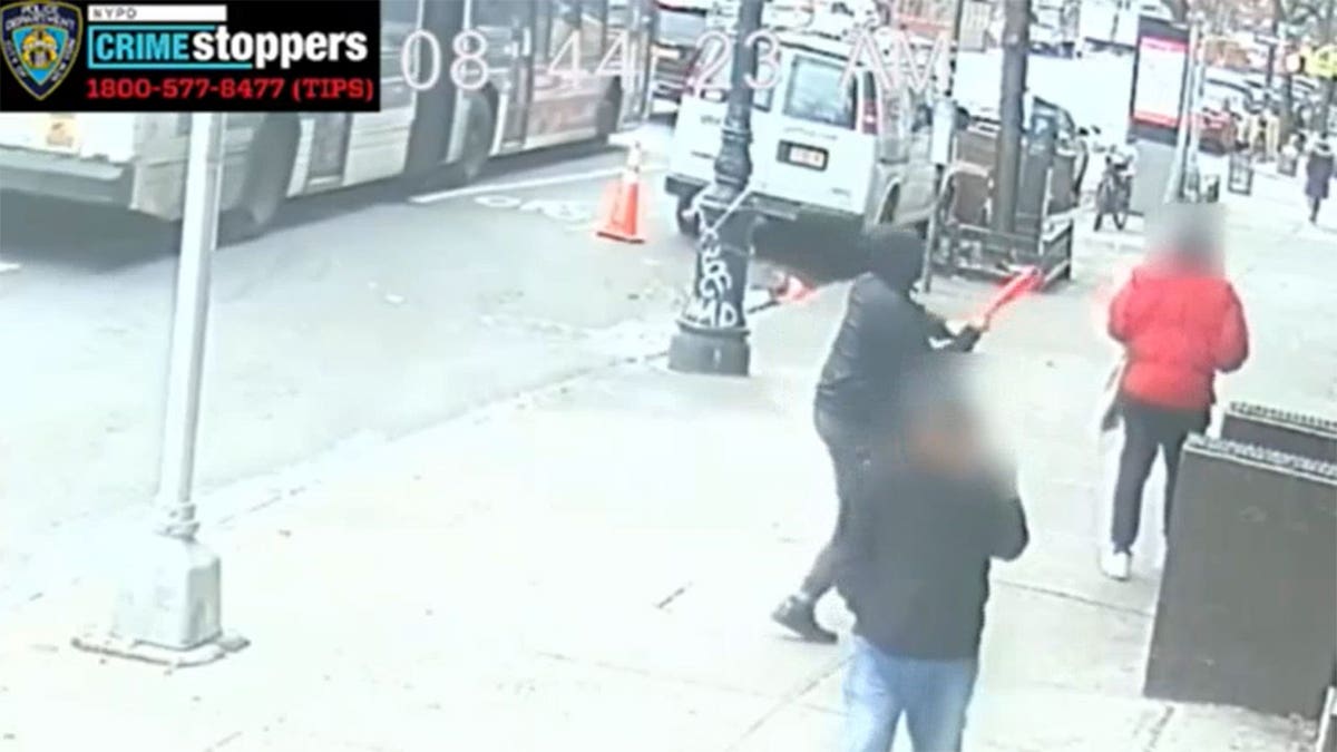 Harlem baseball bat attack videi