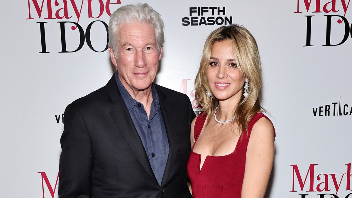 Richard Gere with wife on red carpet