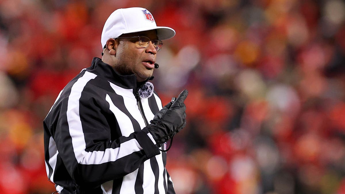 Ronald Torbert makes call