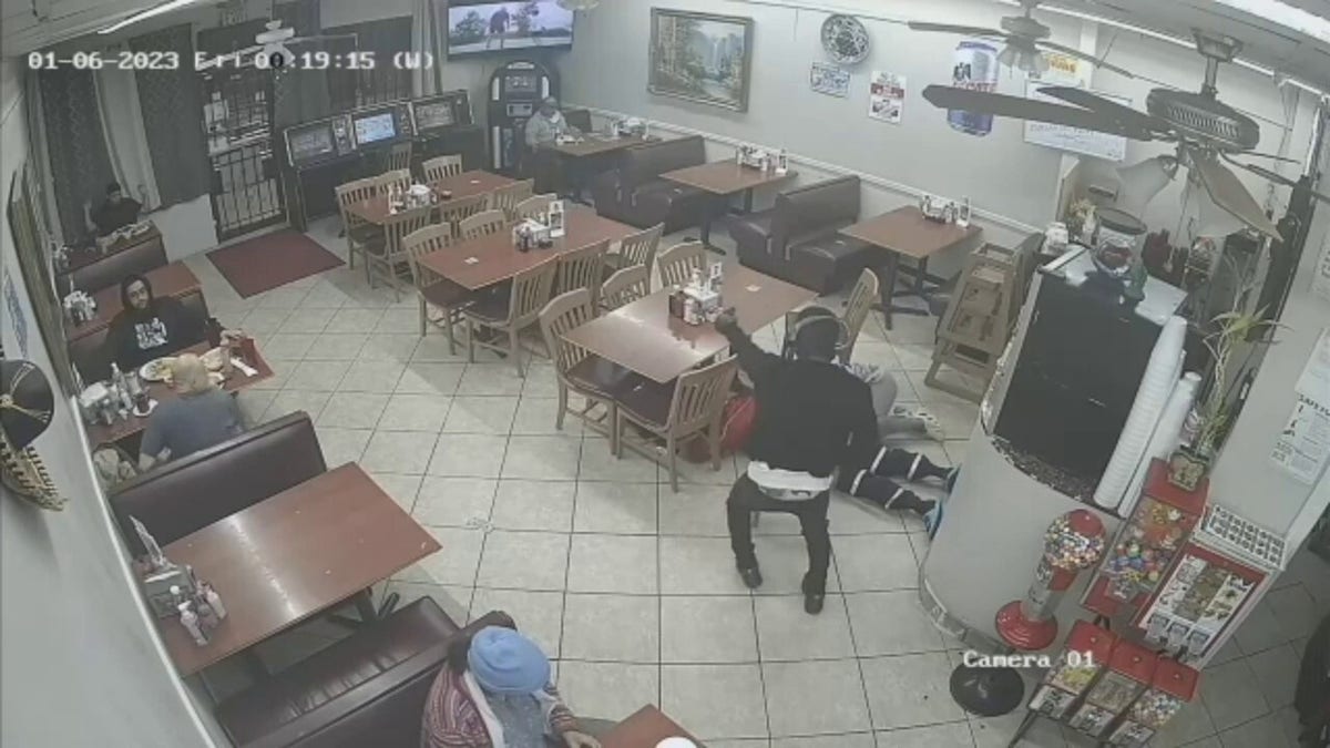 Texas restaurant robbery suspect 