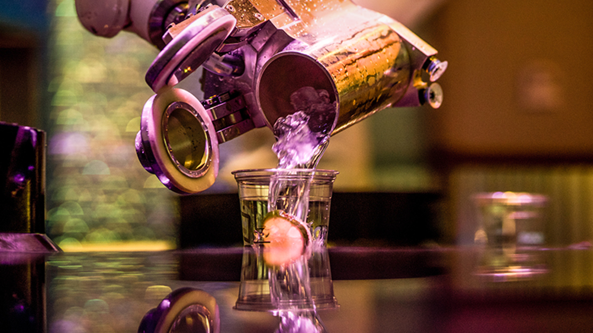 Tipsy Robot Las Vegas drink poured