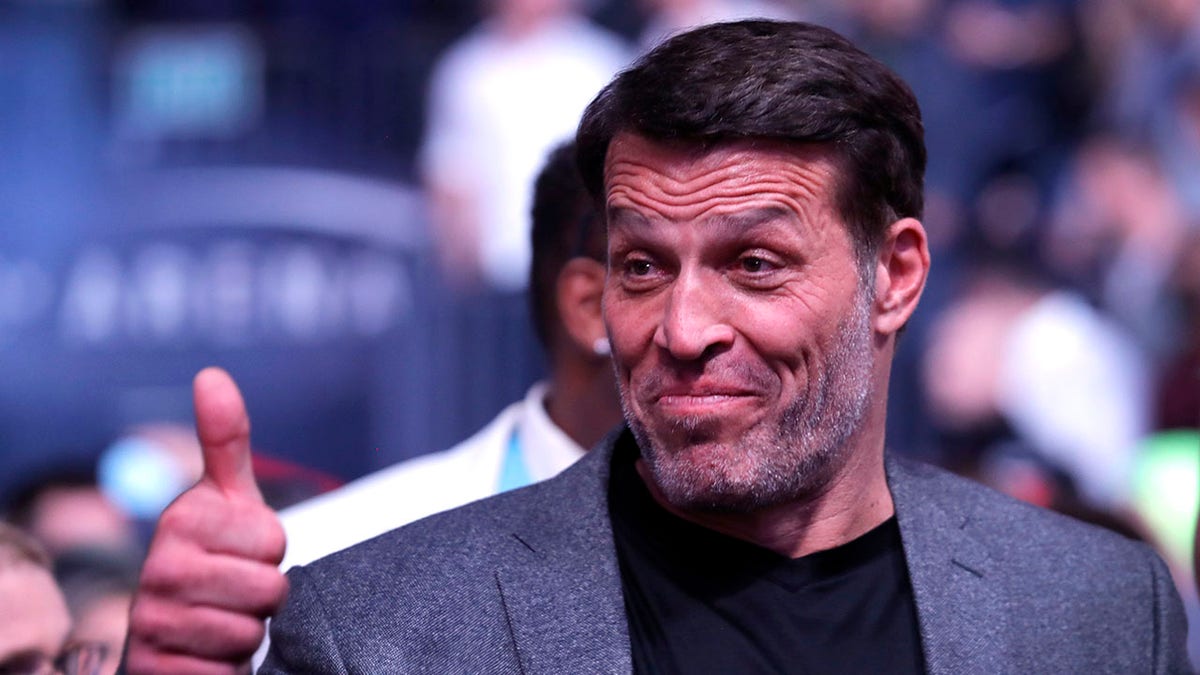 Tony Robbins, in a New Year, discusses smart and savvy self