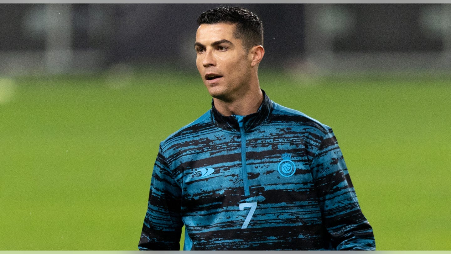 Soccer legend Cristiano Ronaldo says Trump 'can change the world'