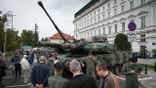 Leopard 2 tank