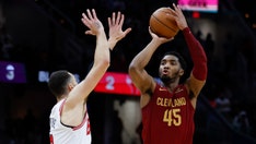 Cavs' Donovan Mitchell rattles off 71 points in win, offers condolences to Bills' Damar Hamlin