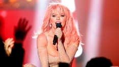 Shania Twain says ‘forget the sag’ after posing nude for first time, reveals plastic surgery plans