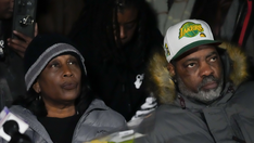 Tyre Nichols' mother urges peaceful protest: 'I don't want us burning up our cities'