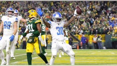 Lions play spoiler, knock Packers out of playoffs behind Jamaal Williams' two touchdowns