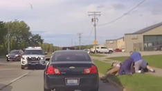 In the face of crime and danger, Americans stepped up to help complete strangers in 2022: 'People are amazing'