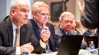 Alex Murdaugh's lawyer vows to dismantle infamous kennel video as defense weighs another turn on the stand