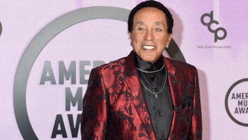 Motown legend Smokey Robinson reveals first solo album in nearly 10 years: 'I dedicate it to all of you'