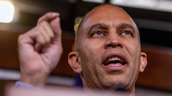Jeffries accuses GOP of hypocrisy, antisemitism with move to boot Omar from Foreign Affairs Committee