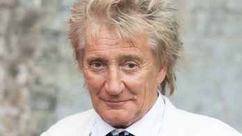 Rod Stewart says ‘farewell’ to late brother Bob after losing eldest sibling Don: ‘Two of my best mates gone’