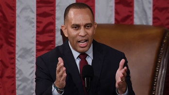 Conservatives pan Jeffries' 'rambling disaster of a speech,' yet gets high praise from left