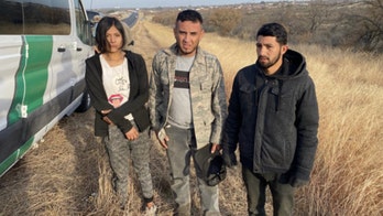 Texas border agents led on high-speed chase through red light after illegal immigrants bail from vehicle