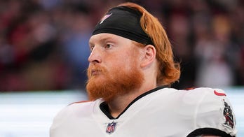 Rookie Bucs player responds to rumor he's dating actress Margot Robbie