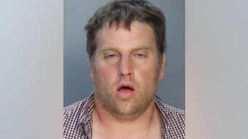 Arizona man caught on camera punching, stabbing Miami gas station clerk after stealing beer: police