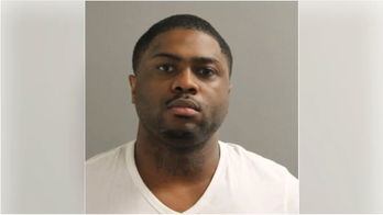 Anti-violence worker found in Chicago home naked with gun, suspected narcotics and $50K cash: prosecutors