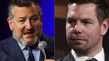 Cruz dunks on Swalwell's NFL playoff wager: 'How about we bet a Chinese dinner instead?'