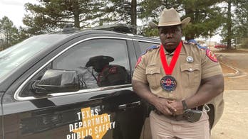 Texas trooper medals in bench press event at international powerlifting competition