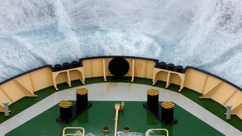 Massive waves bombard Drake Passage cruise ships in viral videos. What to know about Antarctica cruises