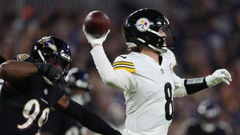 Kenny Pickett leads Steelers to late rally to defeat rival Ravens, playoff hopes intact