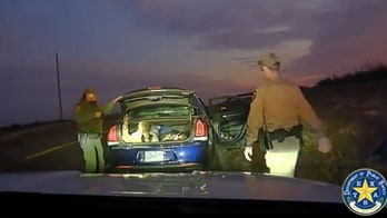 Texas men arrested near Mexico border after trooper finds illegal immigrants in trunk of car