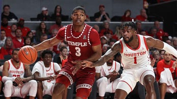 Unranked Temple takes down No. 1 Houston in thrilling finish