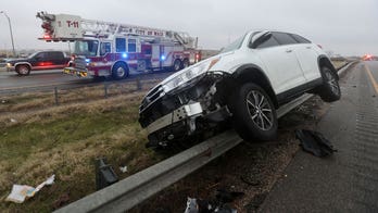 1 dead in Texas, more flights cancelled as nationwide ice storm rages on