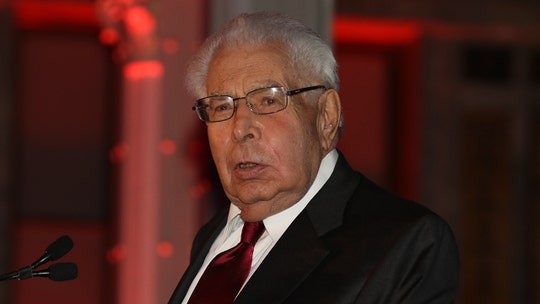 In memory of World War II veteran Lester Tanner: 'We are all Jewish'