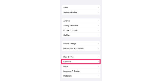 Berikut cara menambahkan keyboard bahasa di iPhone Anda.