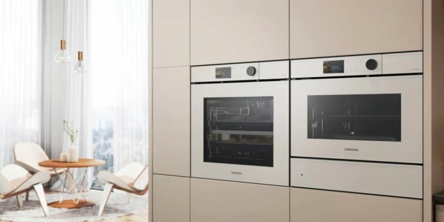 Why your kitchen could be the smartest room in the house this year 2 Check out the Bespoke AI Oven.