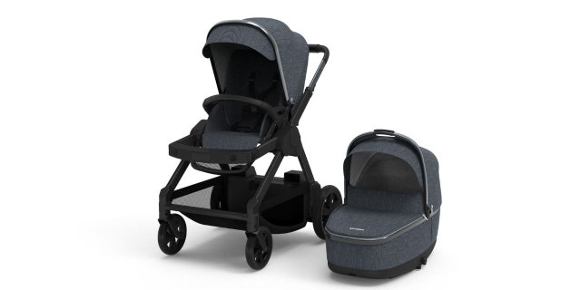 Stroller self-driving Ella, buggy bermotor hands-free dengan sensor built-in yang dapat mendeteksi rintangan yang masuk untuk memastikan keselamatan bayi.