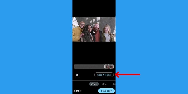 Tampilkan gambar dari mengekstraksi gambar dari video di Foto Google