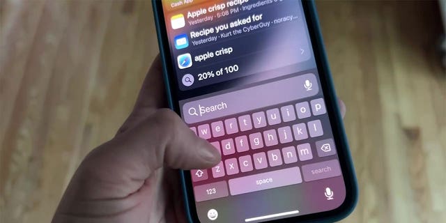 Anweisungen zum Suchen nach Inhalten auf einem Apple-Gerät.