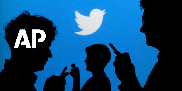 The Associated Press werd op Twitter op feiten gecontroleerd voor het claimen van de term "Latijn" verdeelt Iberiërs.