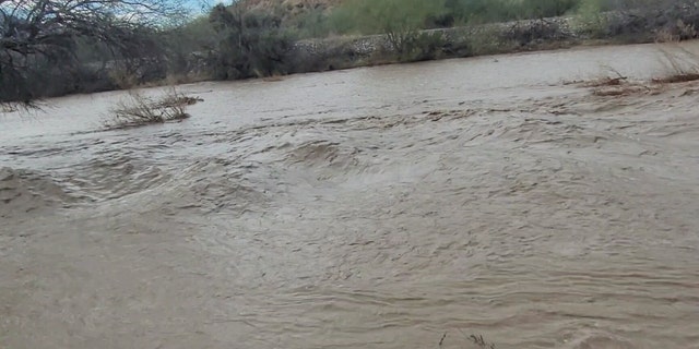 Arizona Park Rangers Assist 300 Campers Stranded After Flooding 