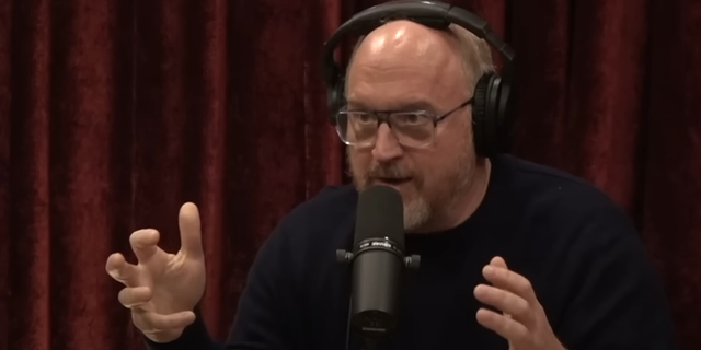 Louis CK, followers slammed after he sells out Madison Sq. Backyard: ‘Retains me up at evening’ Louis CK, followers slammed after he sells out Madison Sq. Backyard: ‘Retains me up at evening’