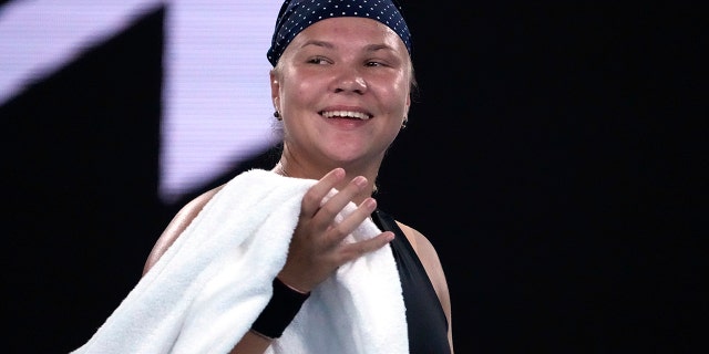 Diana Shnaider reageert tijdens haar wedstrijd in de tweede ronde tegen Maria Sakkari op de Australian Open in Melbourne, woensdag 18 januari 2023.