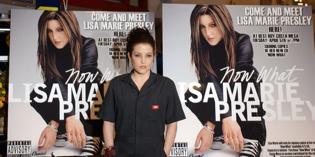 Lisa Marie Presley during an album signing for "Now What."