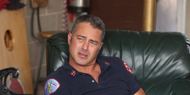 taylor kinney plays Kelly Severide in Chicago Fire