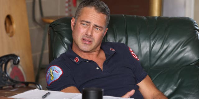 taylor kinney plays Kelly Severide in Chicago Fire