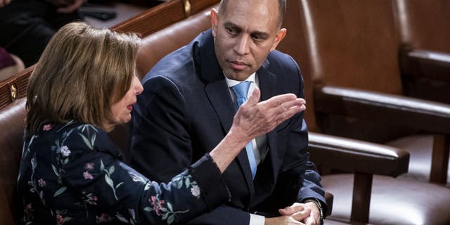 Hakeem Jeffries, Nancy Pelosi