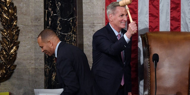 Minority Leader Hakeem Jeffries leaves after handing the gavel to newly elected Speaker of the US House of Representatives Kevin McCarthy after he was elected on the 15th ballot at the US Capitol in Washington, DC, on January 7, 2023.