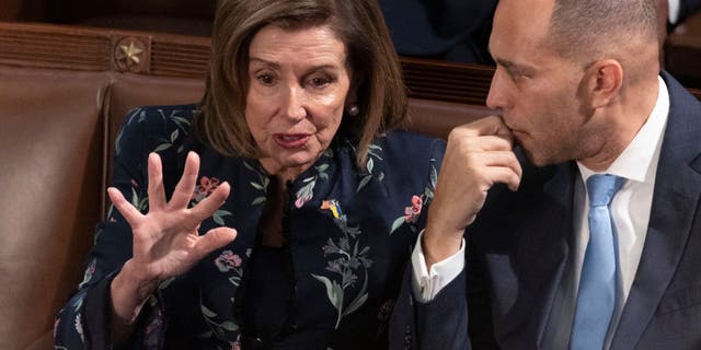 Democrat Nancy Pelosi of California talks with Democrat Hakeem Jeffries of New York as the search for speaker continued for a fourth day during a meeting of the 118th Congress, Friday, January 6, 2023, at the U.S. Capitol in Washington DC. Â (Photo by Tom Brenner/For The Washington Post via Getty Images)