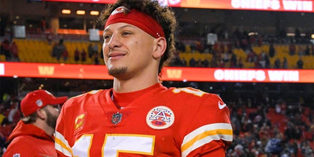 El mariscal de campo Patrick Mahomes llevó a los Chiefs a una derrota por 27-20 ante Jacksonville en la Ronda Divisional de los playoffs de la NFL el sábado en el GEHA Field en el Arrowhead Stadium en Kansas City, Missouri. 